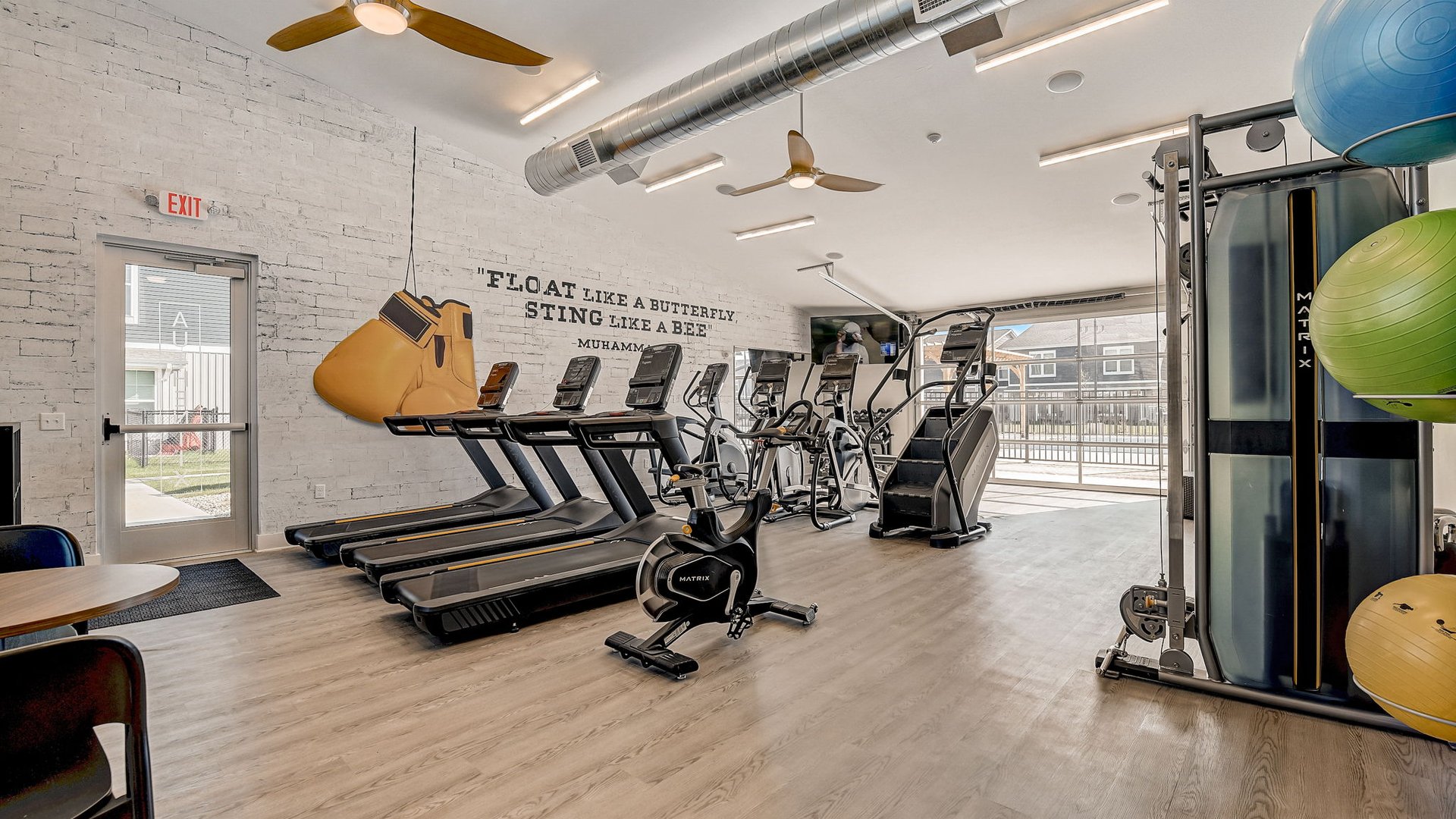 Virtual Tours & Gallery Authentix Cottage Grove Apartments